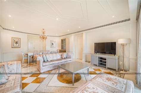 Sale in Palazzo Versace: 2 Bedroom Apartment 